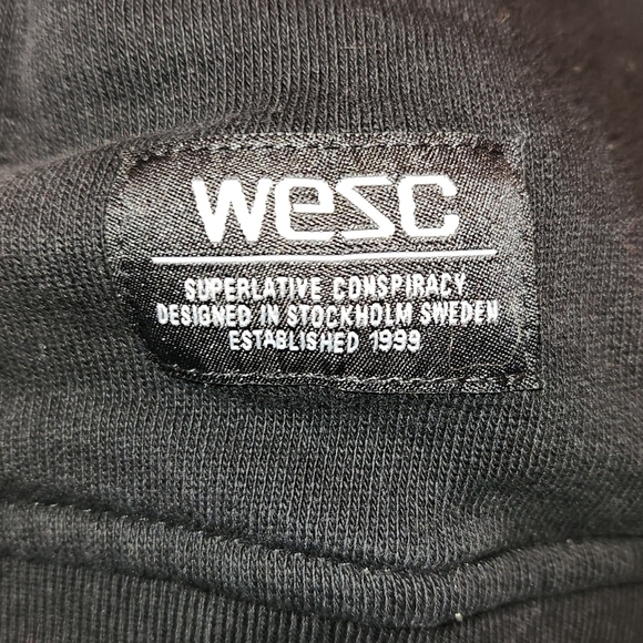 WESC Atari Bomber Style Sweater - Picture 3 of 6